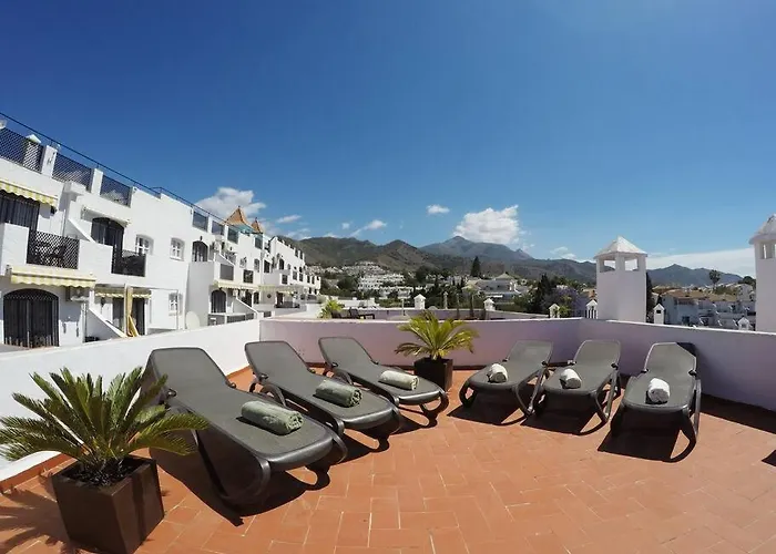 6 Beds In Nerja, Spain Нерха