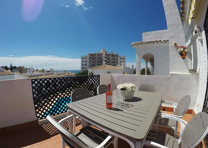 6 Beds In Nerja, Spain Lägenhet